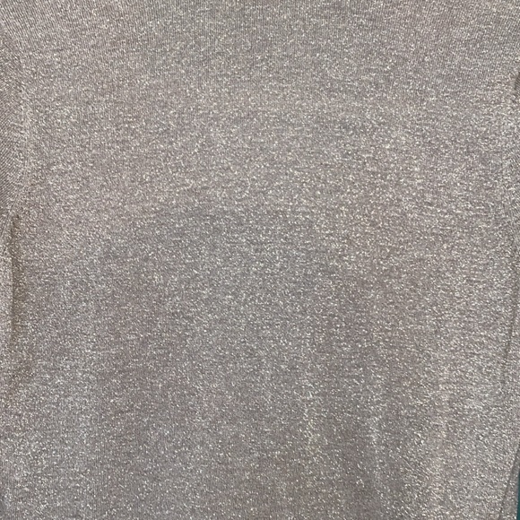 Loft Gray Sweater. Medium - Picture 4 of 12